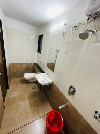 Bathroom, Hotel Habitat Inn - Pune, Pune