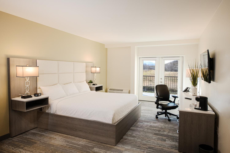 Bedroom 2, Apache Gold Resort Hotel & Casino, Gila