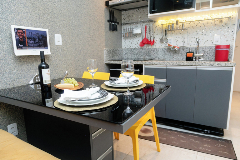 Others 5, Flat Vip 5 Estrelas, Cotia