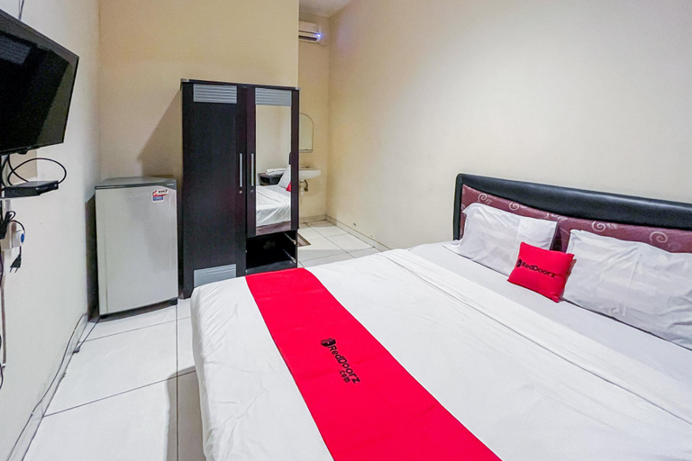 Bedroom 8