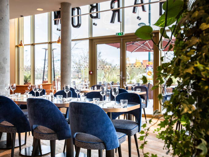 Food & Drinks 5, Mercure Paris Gennevilliers Hotel, Hauts-de-Seine