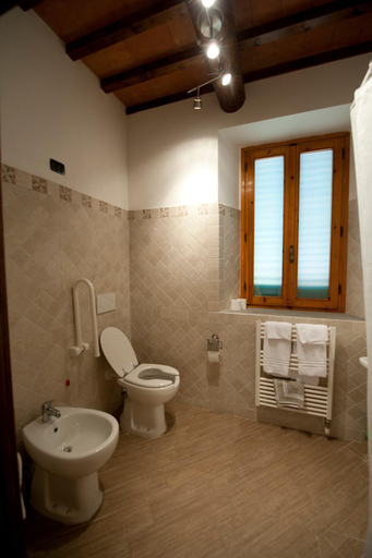 Bathroom 4, Agriturismo Vecchio Borgo di Inalbi, Florence