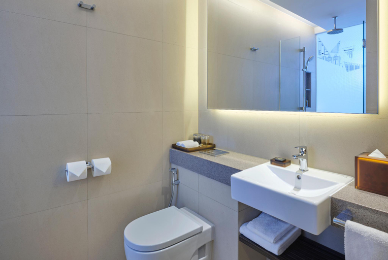 Bathroom 30