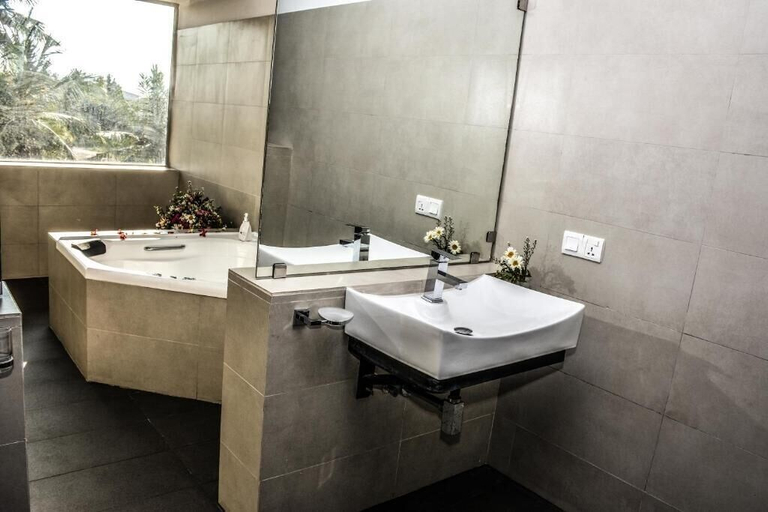 Bathroom, 9 Trees Boutique Villas, Katana