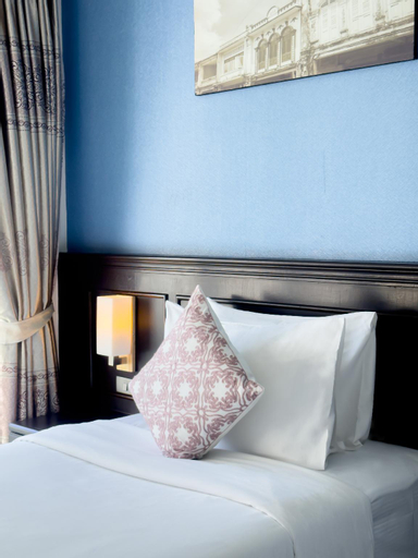 Bedroom 12