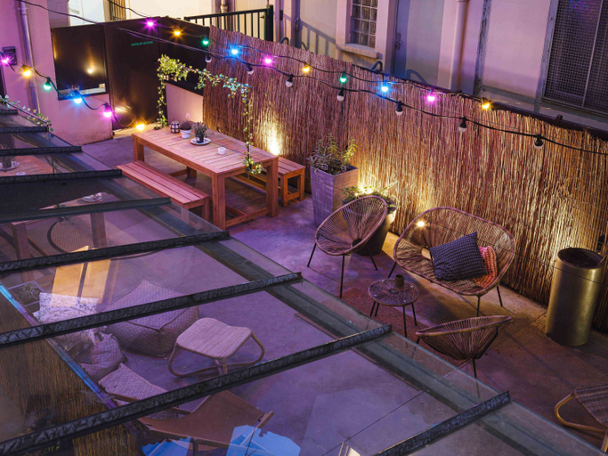 Food & Drinks 5, greet Hotel Lyon Confluence, Rhône