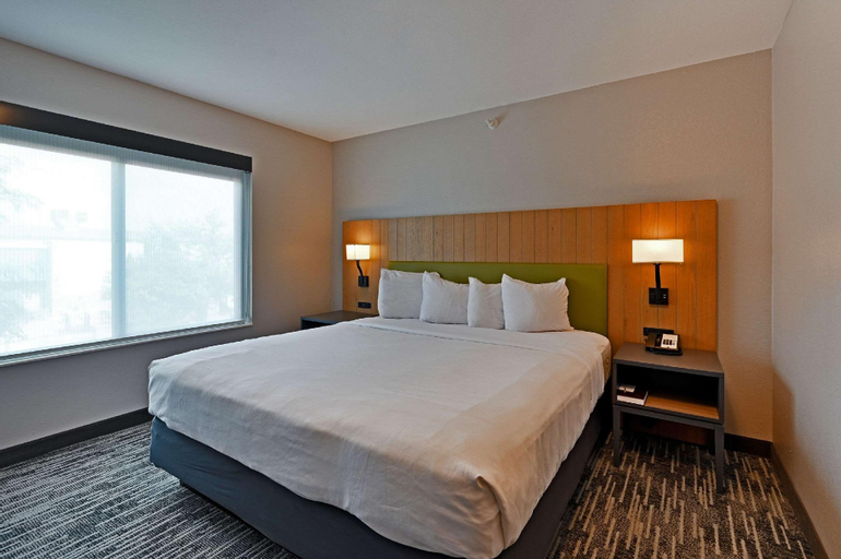 Bedroom 18
