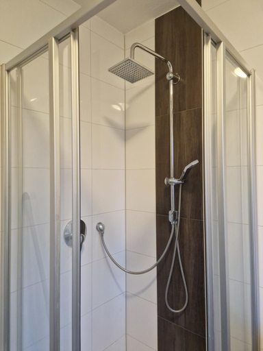 Others 2, Cozy Apartment: Design Superior Suite Zentral - Kuche - Balkon, Cloppenburg
