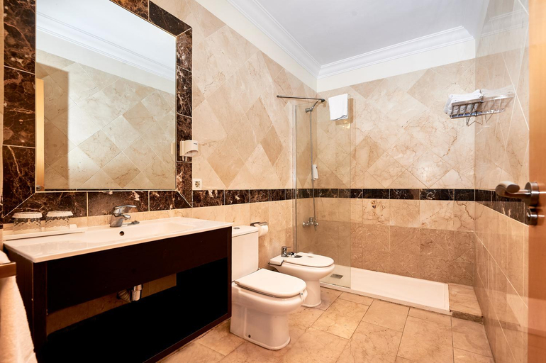 Bathroom 5, Kn Aparthotel Panoramica Heights, Santa Cruz de Tenerife