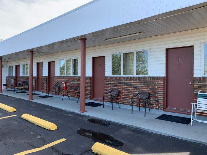 Others 2, Budget Inn, Westmoreland