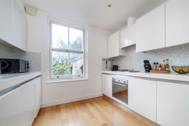 Others 4, Luxury Chelsea Apartment, London