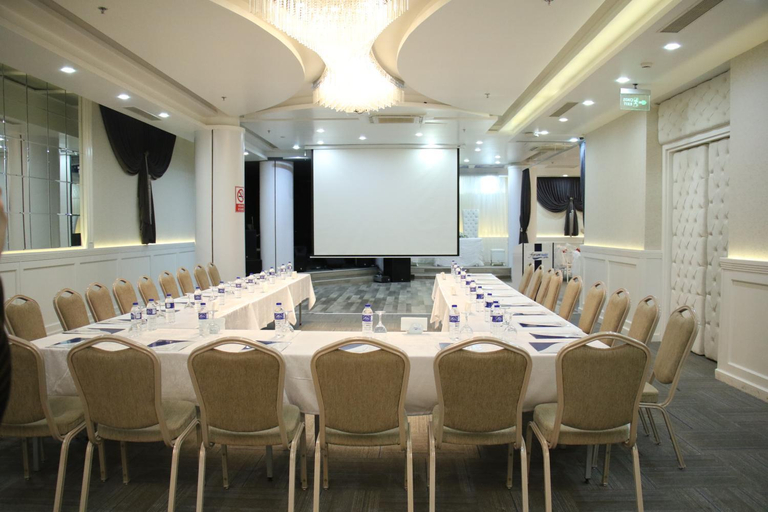 Others 3, Forum Suite Otel, Merkez