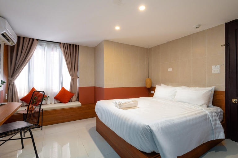 Bedroom 2, First Hoianese Center Hotel, Da Nang