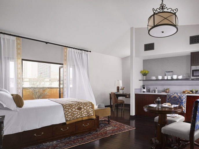Bedroom 12