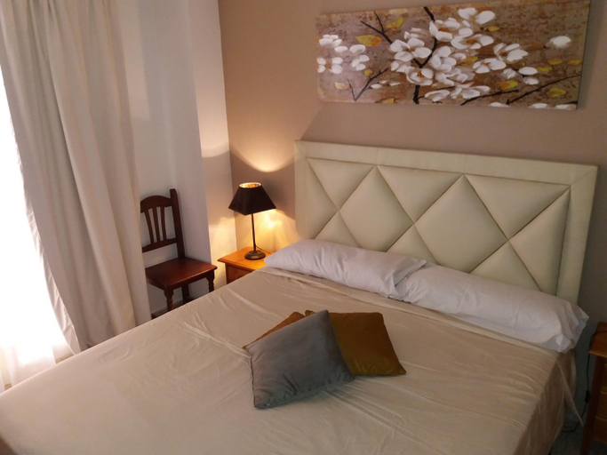 Others 5, Hostal Gonzalez, Málaga