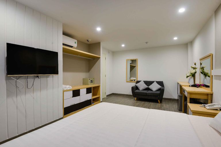 Bedroom 8