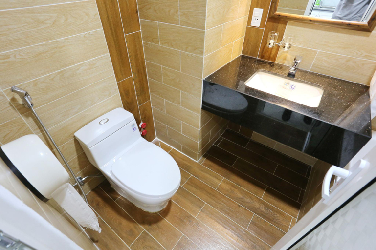 Bathroom 4