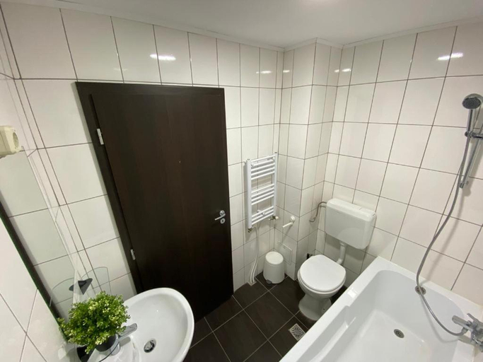 Bathroom, Pensiunea Bike&Bed, Moieciu De Jos