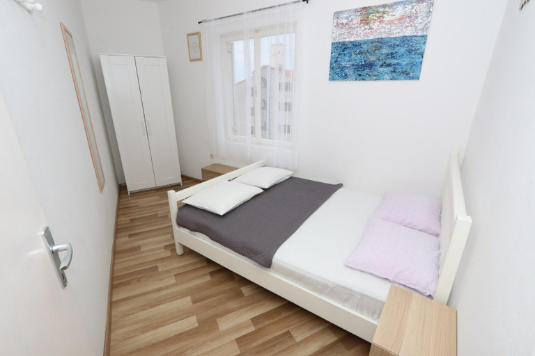 Bedroom 2, Apartment Iva, Novalja