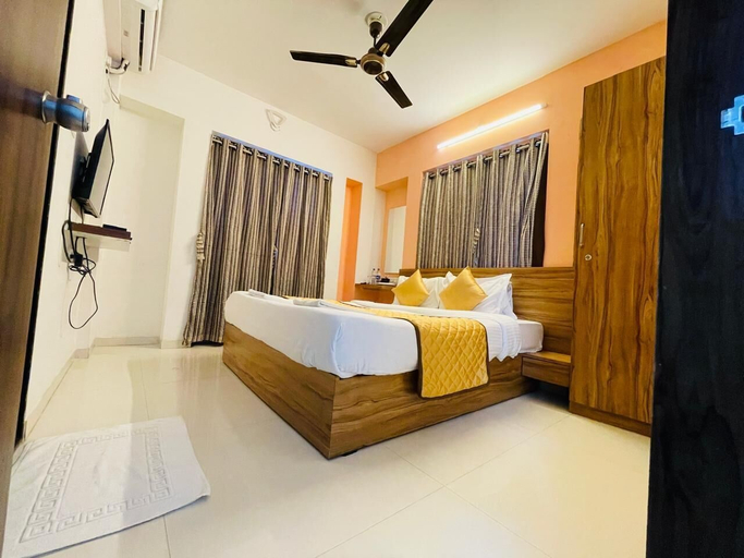 Bedroom 4, Hotel Habitat Inn - Pune, Pune