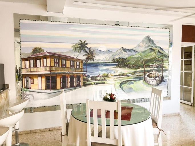Food & Drinks 2, Hotel Sinai, Nagua