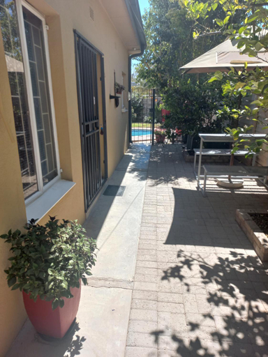 Others 5, Esperance Guesthouse, Siyanda