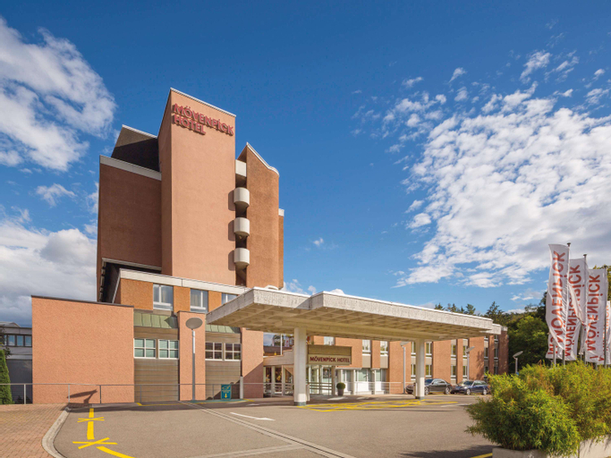 Exterior & Views 2, Mövenpick Zurich Regensdorf, Dielsdorf