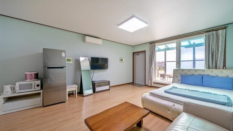 Bedroom 2, Taean The Morning Sea Pension, Taean