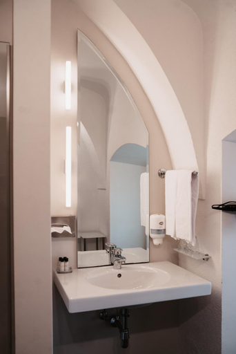 Bathroom 2, Schloss Gamlitz, Leibnitz