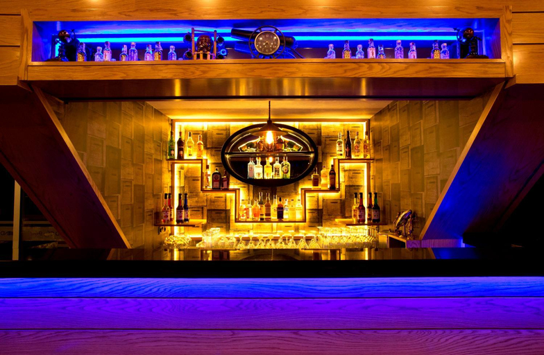 Food & Drinks 3, End Glory Hotel, Çorlu