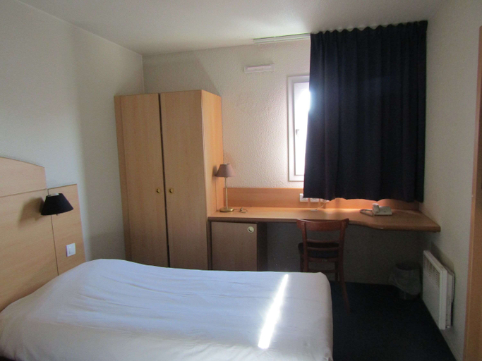 Bedroom 3, ibis Budget Fresnes, Val-de-Marne