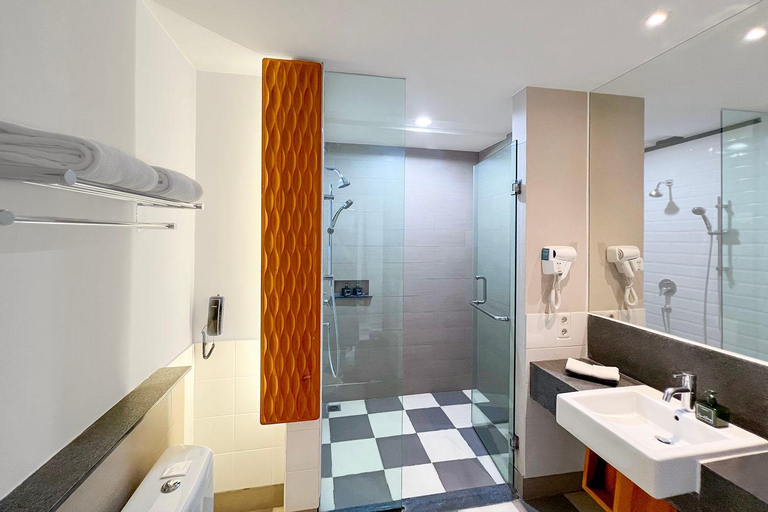 Bathroom 26