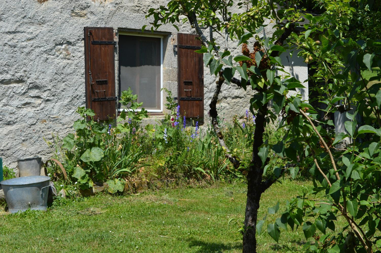 Others 5, Les Ecuries de la Sabatarie, Tarn