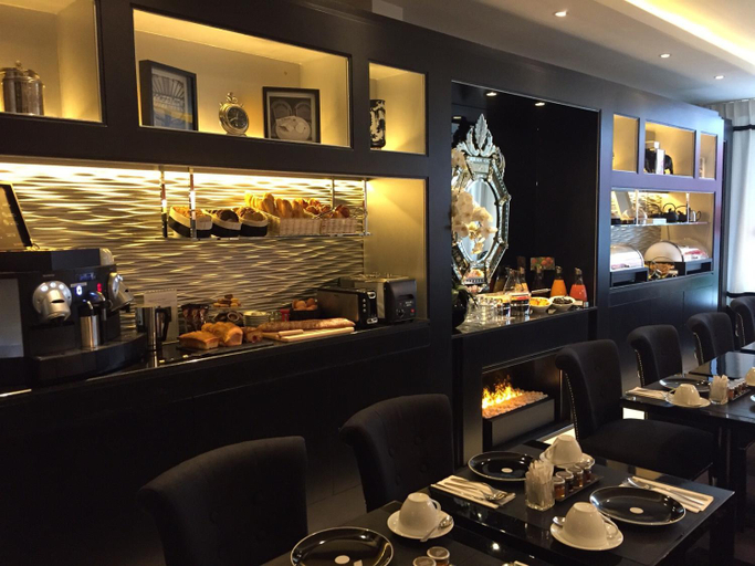 Food & Drinks 4, Hotel Le Petit Madeleine, Paris