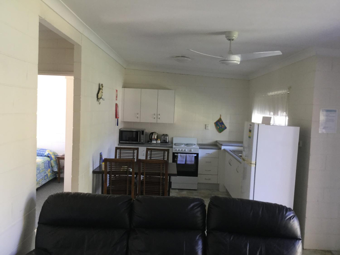 Others 3, Sunlover Lodge, Livingstone - Pt B
