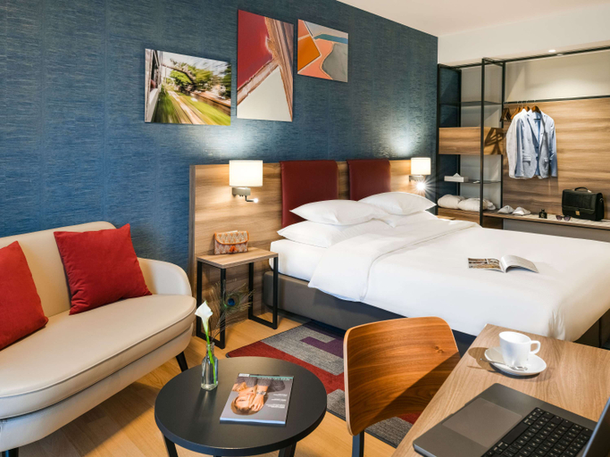 Bedroom 2, Mercure Geneva Airport, Genève