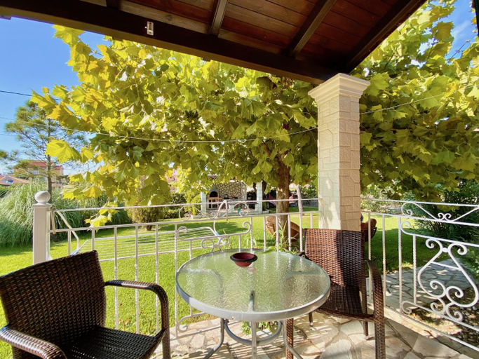 Others 3, Asteraki Beach House - new for 2021 - Acharavi, Ionian Islands