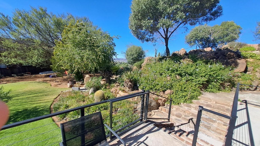 Others 4, The Aloes Guest House, Xhariep