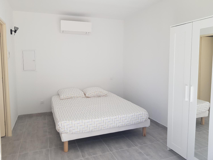 5, Domaines des confines, Vaucluse