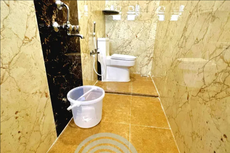 Bathroom, Sunlight Residency, Kancheepuram