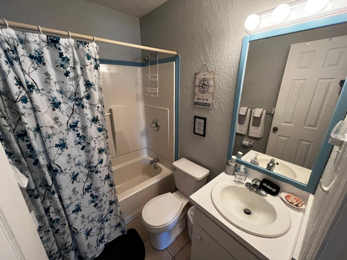Bathroom 3, Surfside Suites, Brevard