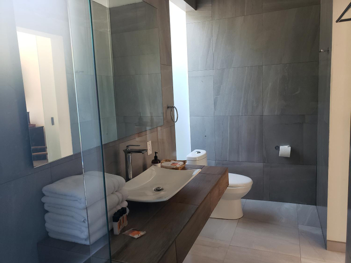 Bathroom 4, CaLu Hotel en La Laguna, Santa Maria del Oro, Santa María del Oro