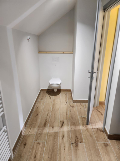 Others 4, Chambres Jura Sud, Jura