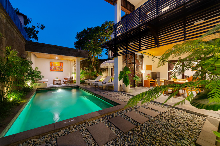 Swimming Pool 8