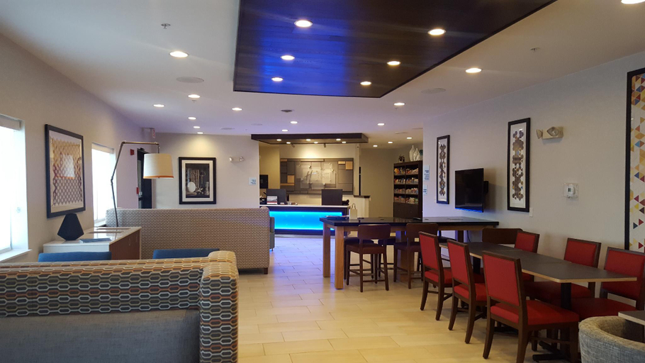 Public Area 4, Holiday Inn Express HOWE (STURGIS, MI) by IHG, LaGrange