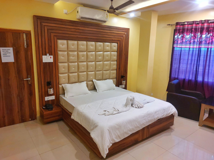 Others 3, Hotel Shobha, Araria