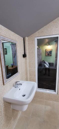 Bathroom 3, Schinn Tumnon & Homestay, Muang Phayao