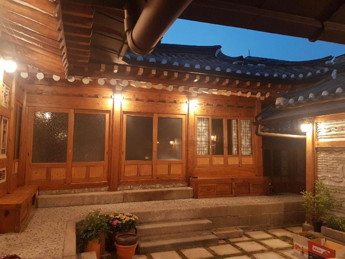Exterior & Views 1, Sohyeondang Hanok Guesthouse, Jongno