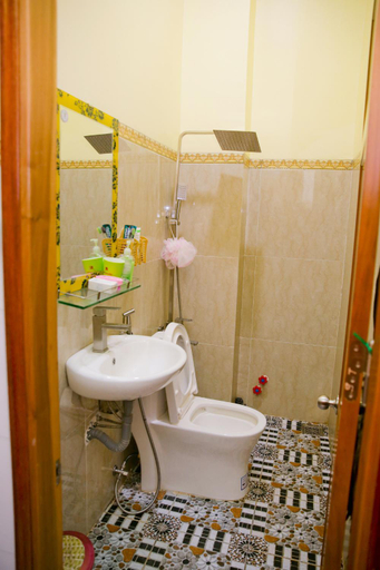 Bathroom, Nhà Nghỉ Quê Ló, Ho Chi Minh City