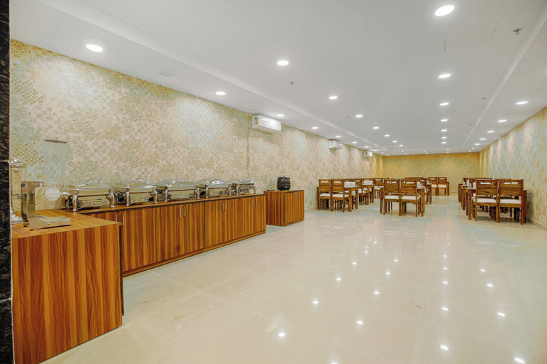 Food & Drinks 4, Pax Hotel AK Continental, Sahibzada Ajit Singh Nagar